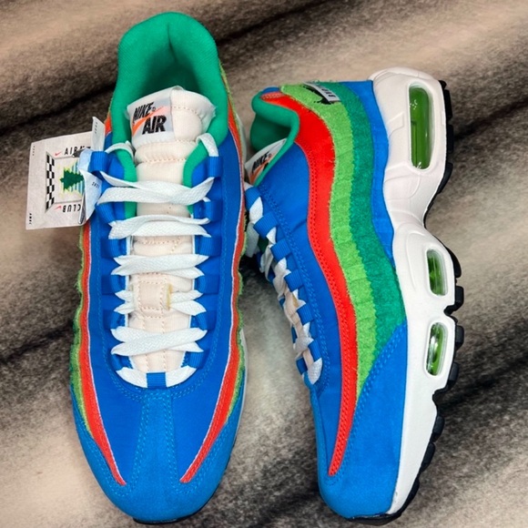 Nike Shoes - Nike Air Max 95 SE Light Photo Blue/Black/Roma Green Sneakers